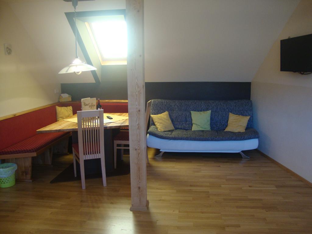 Haus Sylvia Appartement Mariapfarr Kamer foto